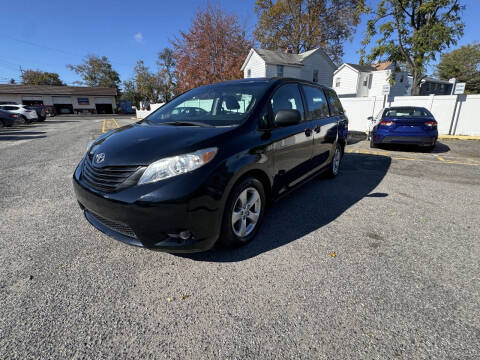 2015 Toyota Sienna L 7-Passenger