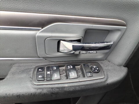 2024 RAM 1500 Classic SLT