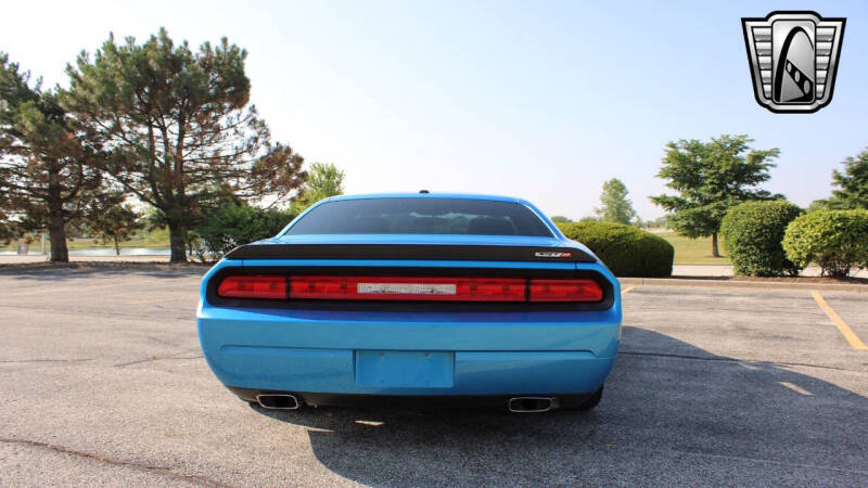 2010 Dodge Challenger SRT8