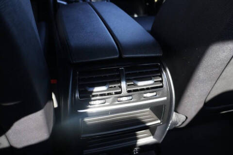 2019 BMW 5 Series 530i