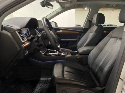 2023 Audi Q5 quattro Premium Plus 40 TFSI