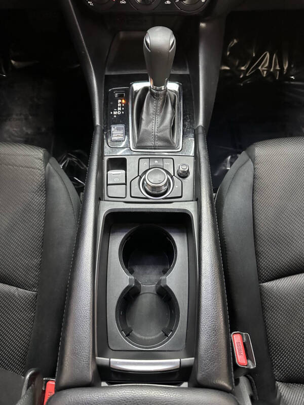 2017 Mazda MAZDA3 Sport