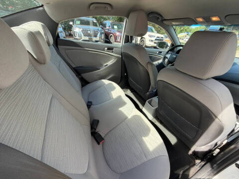 2016 Hyundai Accent SE