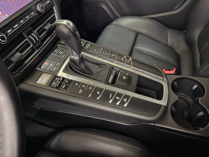 2020 Porsche Macan S