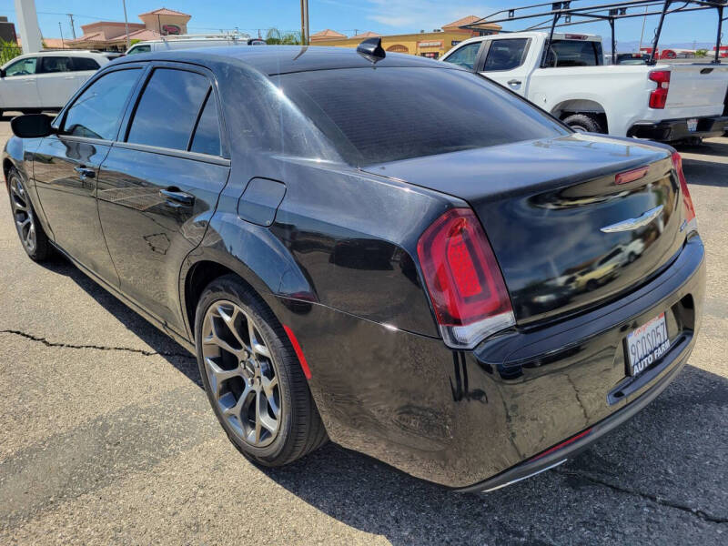 2017 Chrysler 300