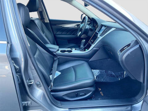 2022 Infiniti Q50 Luxe