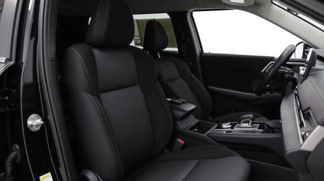 2024 Mitsubishi Outlander ES