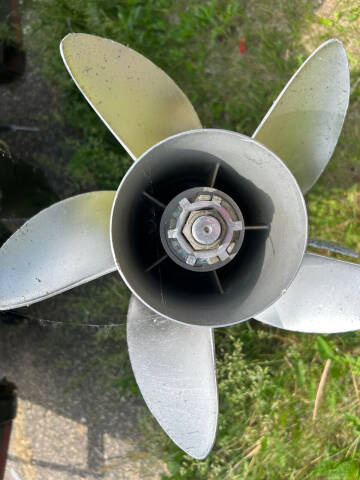 1990 Arriva 20 ft open bow