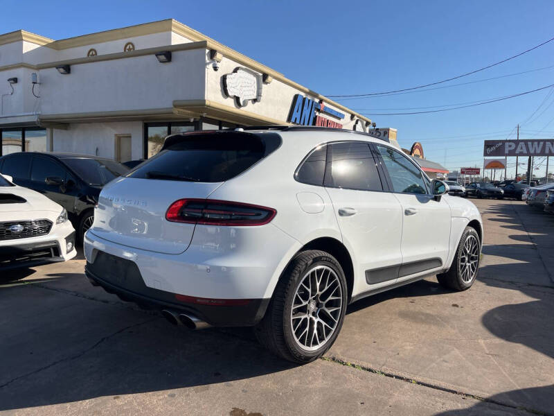 2018 Porsche Macan S