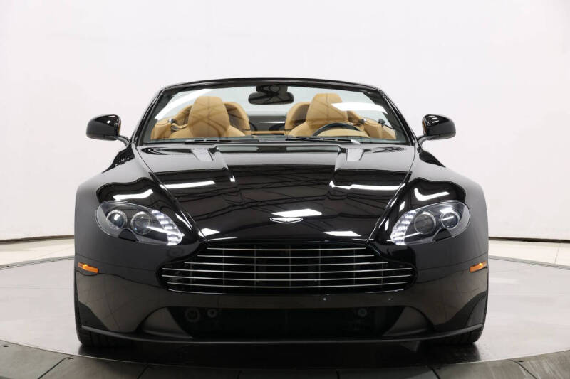 2012 Aston Martin V8 Vantage Roadster