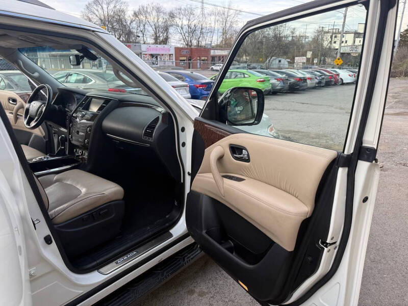 2017 Nissan Armada Platinum