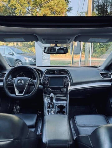 2016 Nissan Maxima 3.5 SR