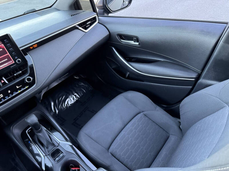 2020 Toyota Corolla Hatchback SE