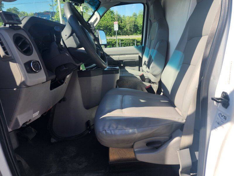2023 Ford E-Series