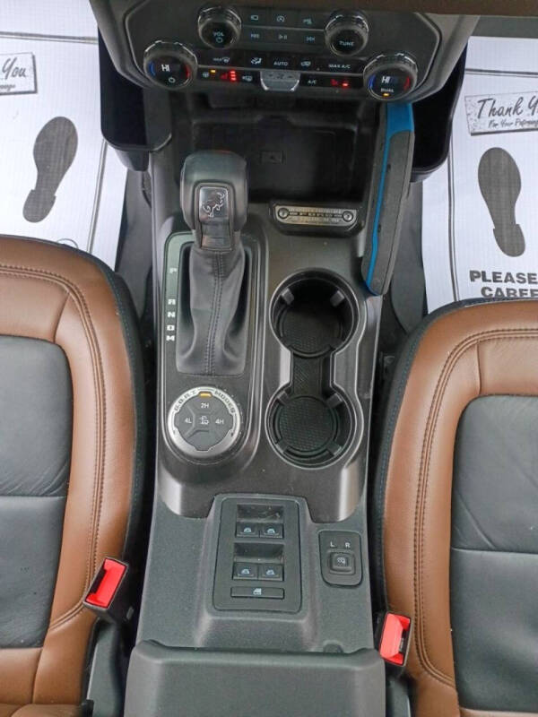 2023 Ford Bronco Outer Banks