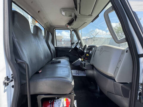 2017 International DuraStar 4300
