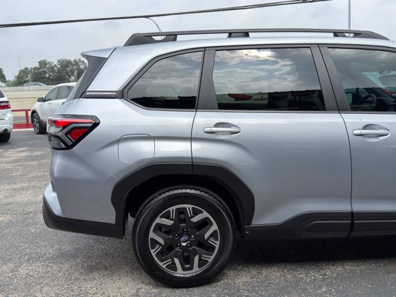 2025 Subaru Forester Premium