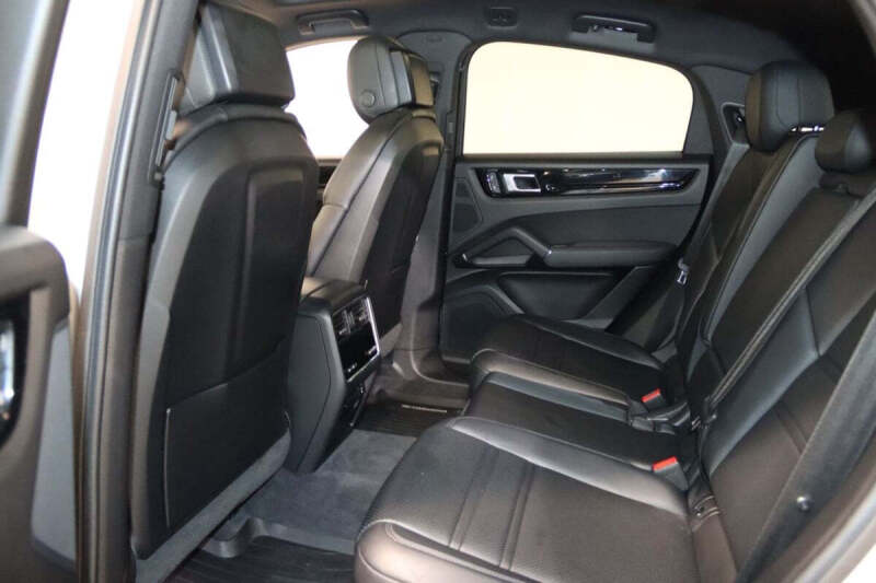 2023 Porsche Cayenne