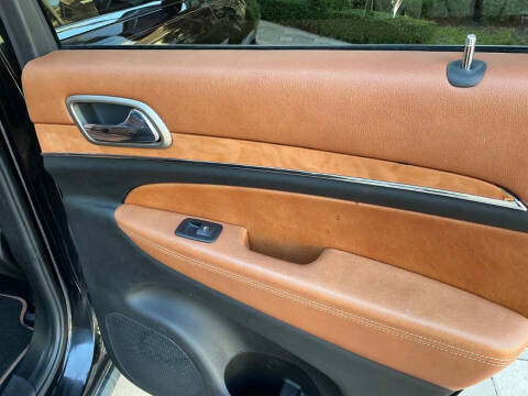 2011 Jeep Grand Cherokee Overland