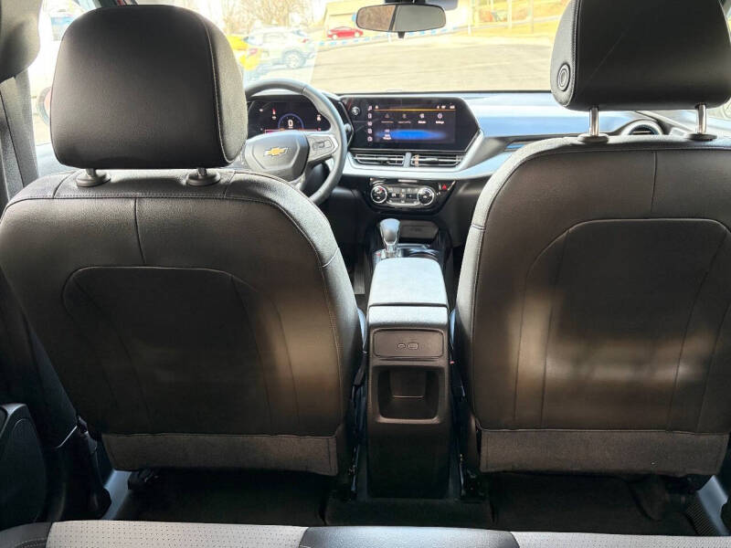 2024 Chevrolet Trax LT