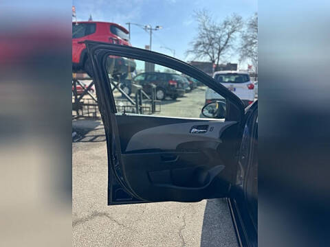 2016 Chevrolet Sonic LT Auto