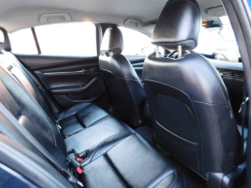 2019 Mazda Mazda3 Sedan Select