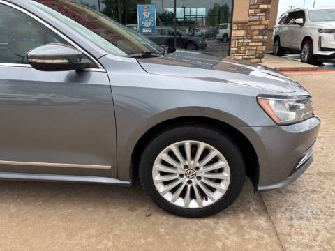 2016 Volkswagen Passat 1.8T SE