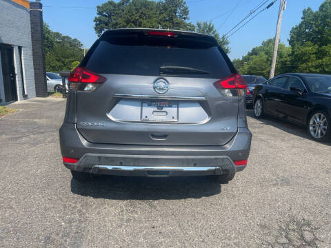 2020 Nissan Rogue SV