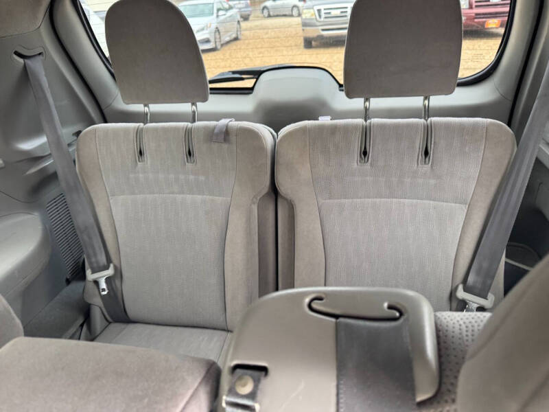 2011 Toyota Highlander SE