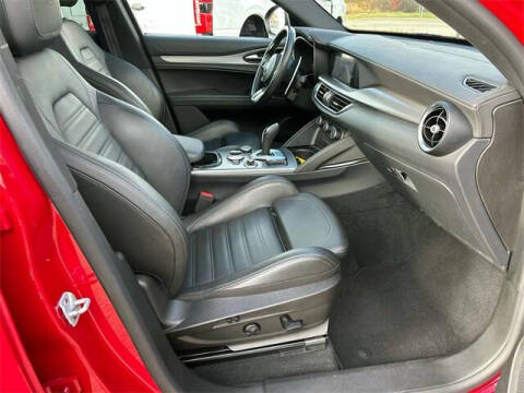 2024 Alfa Romeo Stelvio Veloce