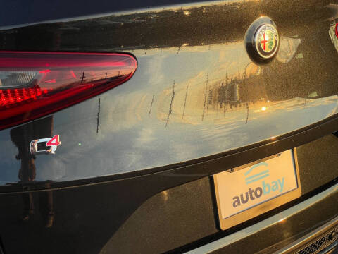 2022 Alfa Romeo Stelvio Quadrifoglio