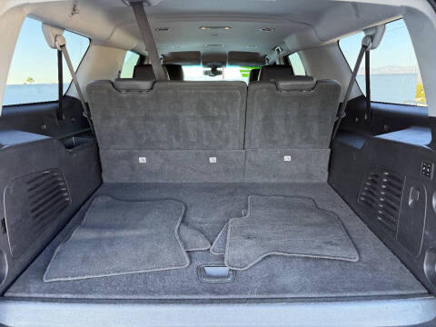 2017 Cadillac Escalade ESV Standard