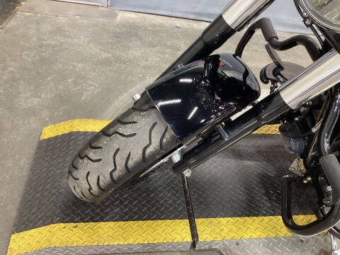 2013 Harley-Davidson® FLS - Softail® Slim™