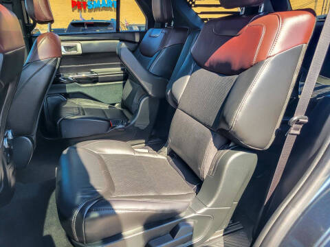 2023 Ford Explorer Platinum