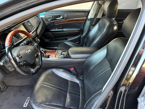 2015 Kia K900 Luxury