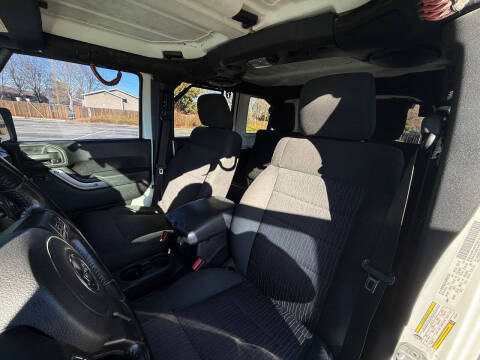 2012 Jeep Wrangler Unlimited Sahara