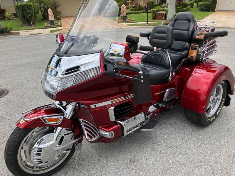 1998 Honda Goldwing for sale at LIBERTY MOTORCARS INC in Royal Palm Beach FL