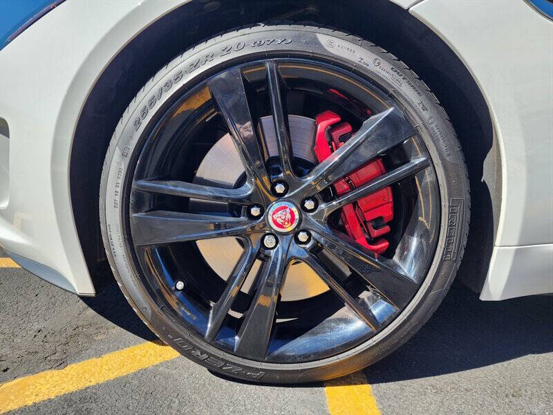 2015 Jaguar F-TYPE V8 S