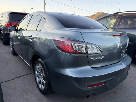 2013 Mazda MAZDA3 i Sport