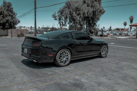 2014 Ford Mustang V6