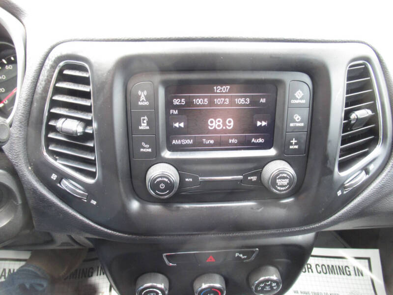 2017 Jeep Compass Sport