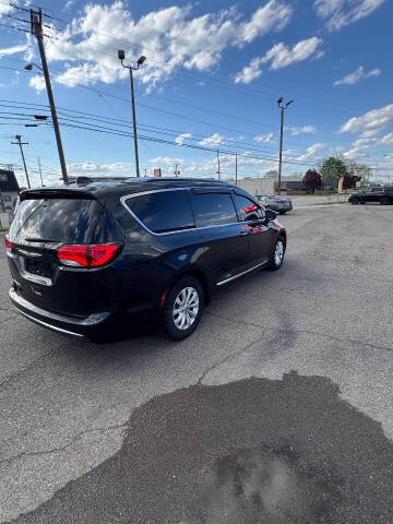 2018 Chrysler Pacifica Touring L Plus
