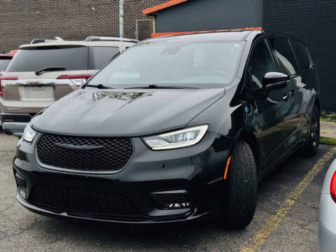 2022 Chrysler Pacifica Hybrid Touring L