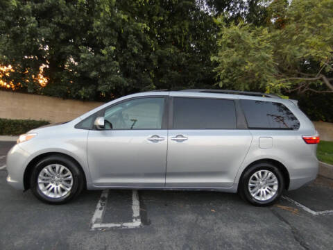 2015 Toyota Sienna