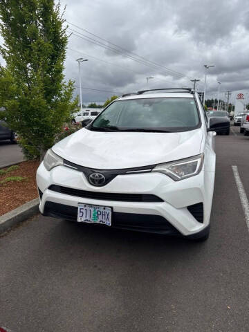 2017 Toyota RAV4 LE