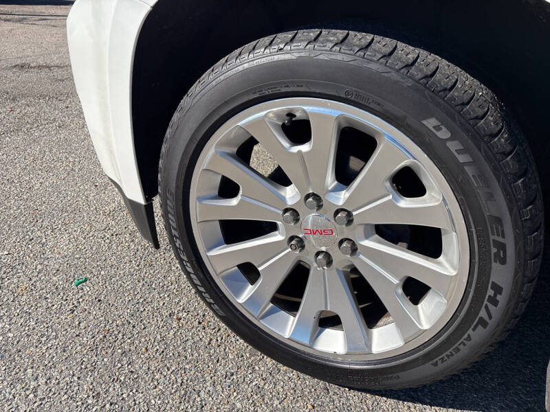 2017 GMC Yukon Denali