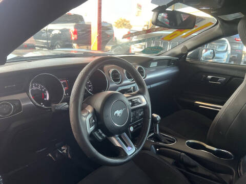 2016 Ford Mustang EcoBoost Premium