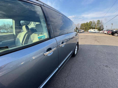 2008 Nissan Quest