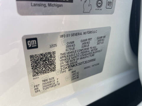 2026 GMC Acadia Elevation