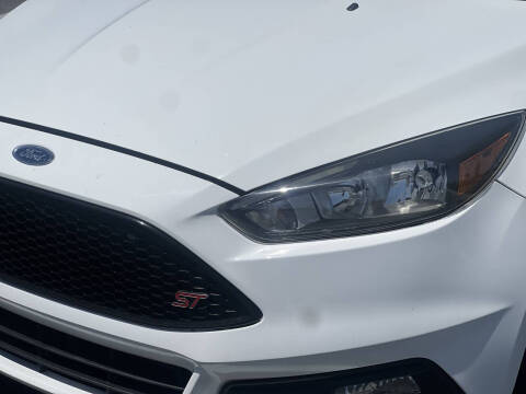 2018 Ford Focus ST